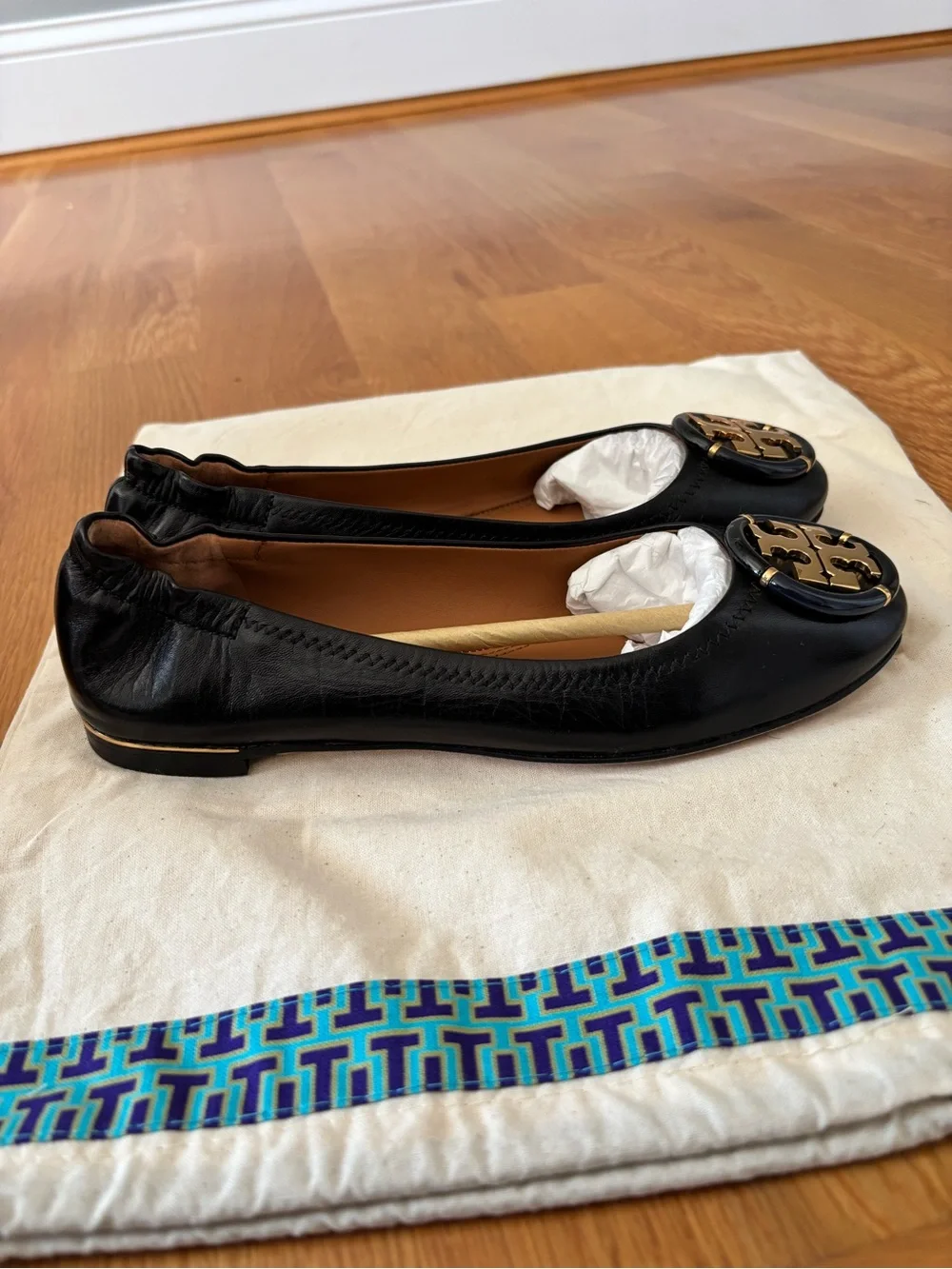 Brand New Tory Burch Black Leather Ballet Flats with Gold Medallion-Never worn